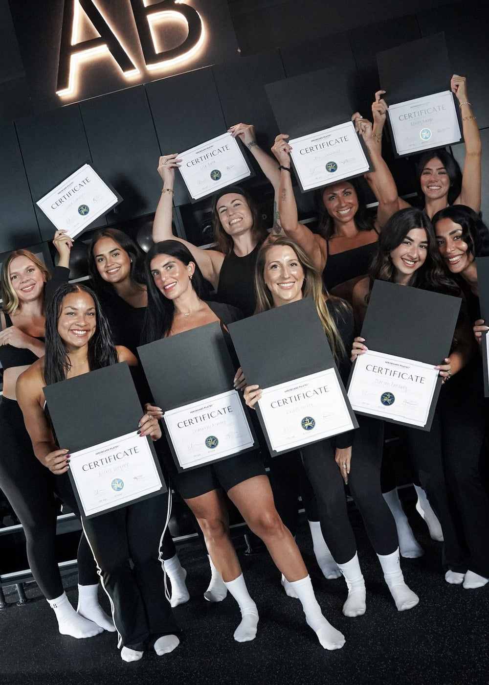Group of certified HEROBOARD instructors
